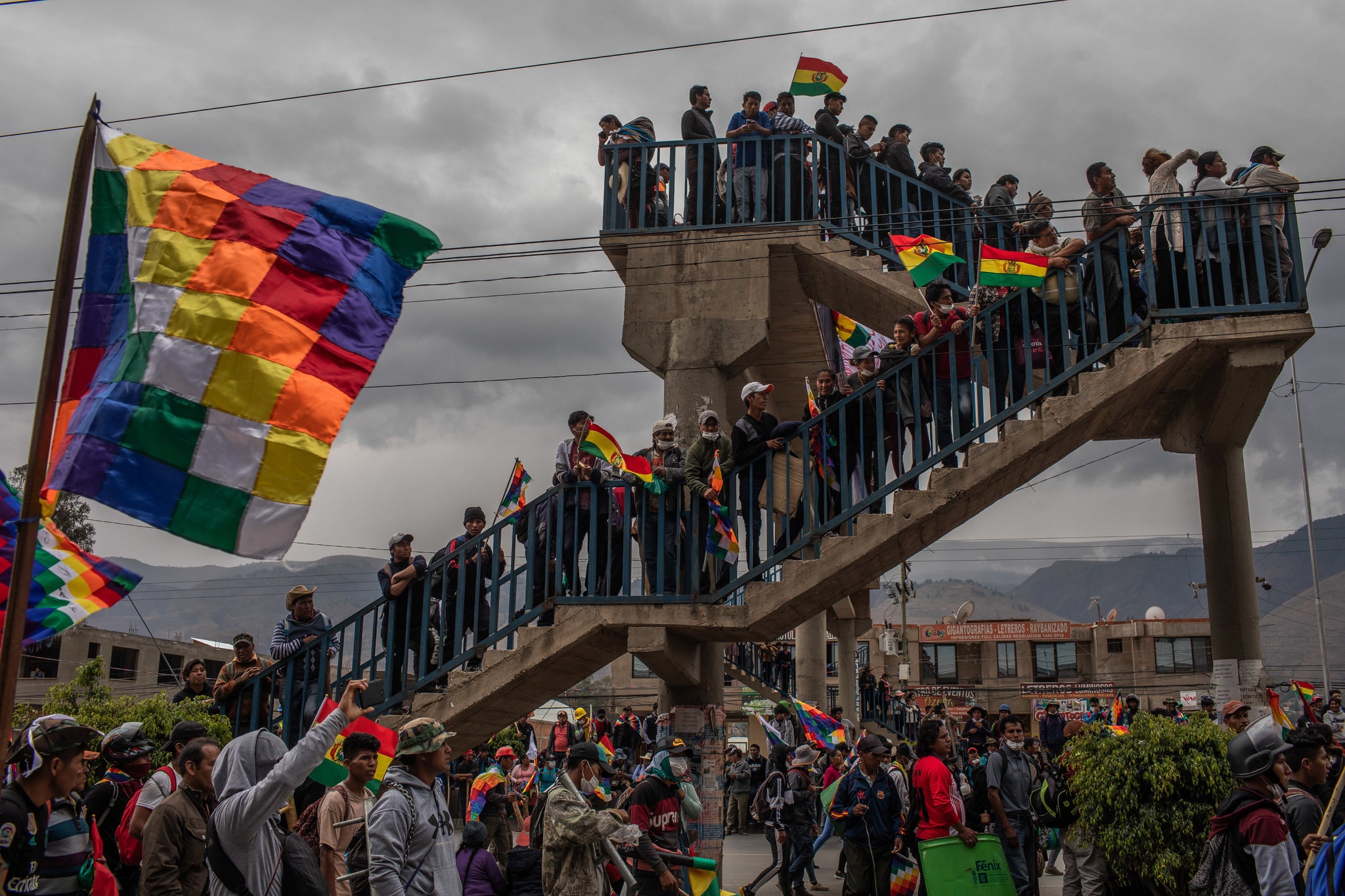 Bolivian Indigenous workers resist US-backed forces